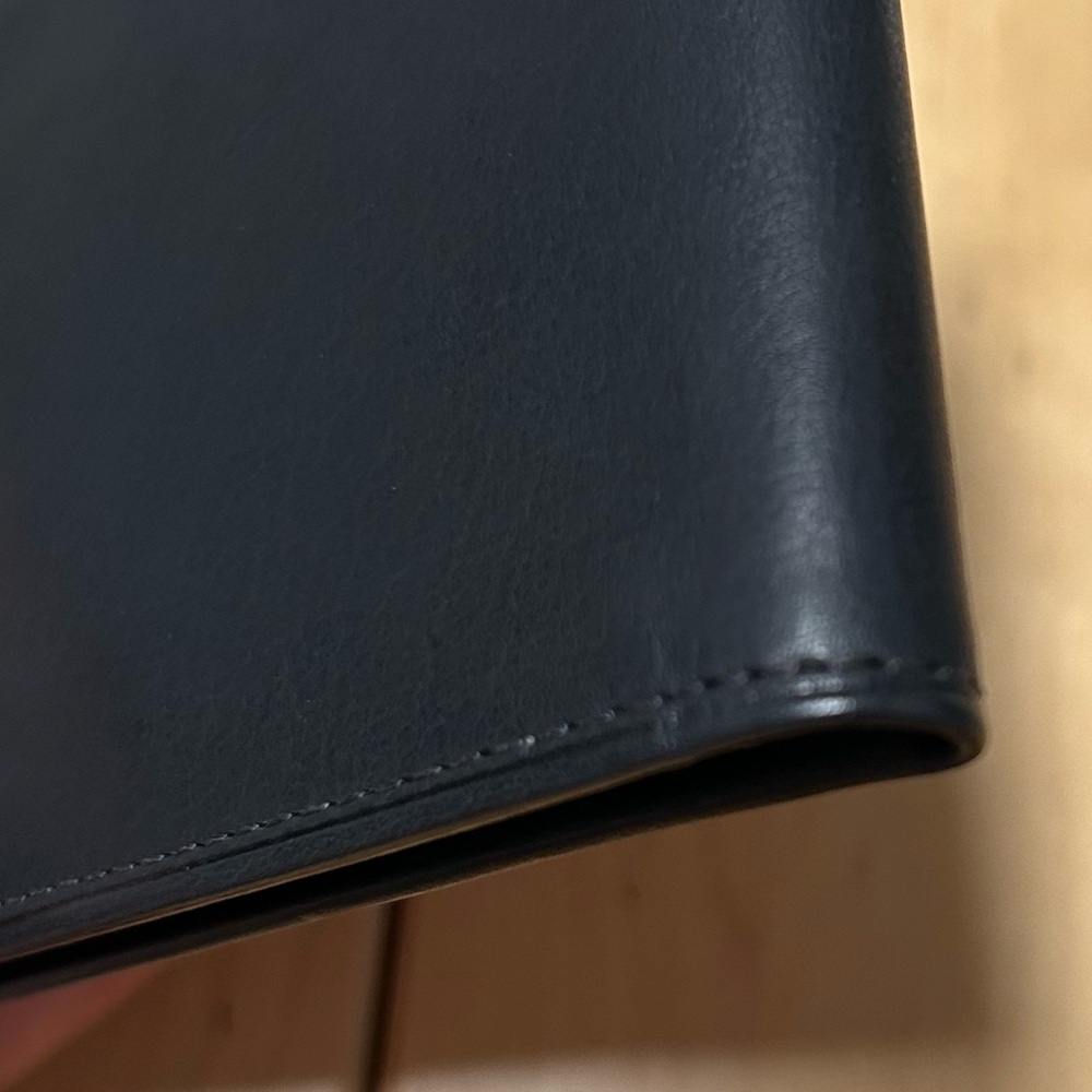 NWT Water Buffalo Vintage Coach Bifold Leather Wallet Black - Picture 9 of 10